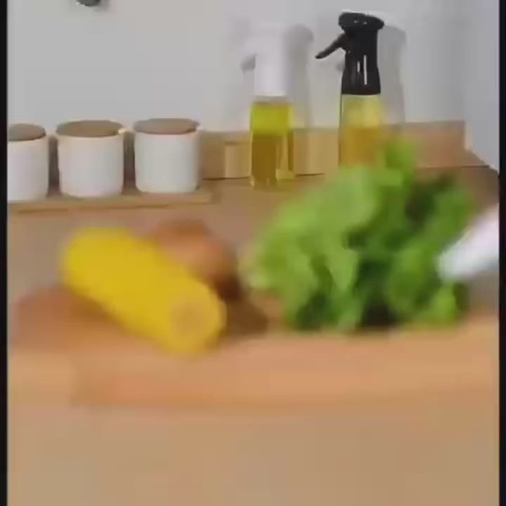 Versatile Kitchen Oil Sprayer - Precision Cooking Tool