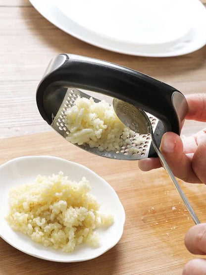 Stainless Steel Garlic Press - Effortless Mincing Tool