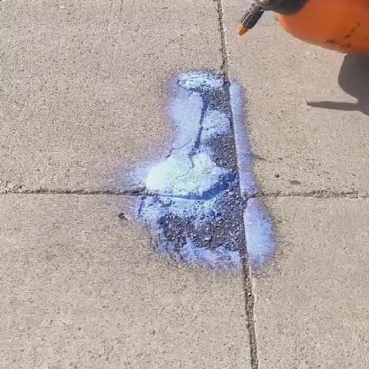Sand Fixing Agent Wall Protection Spray Wall Mending Agent Crack Repairing Sealing Broken Hole Filler for Home Repair Tool